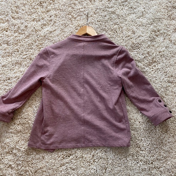 Blazer - Picture 4 of 4